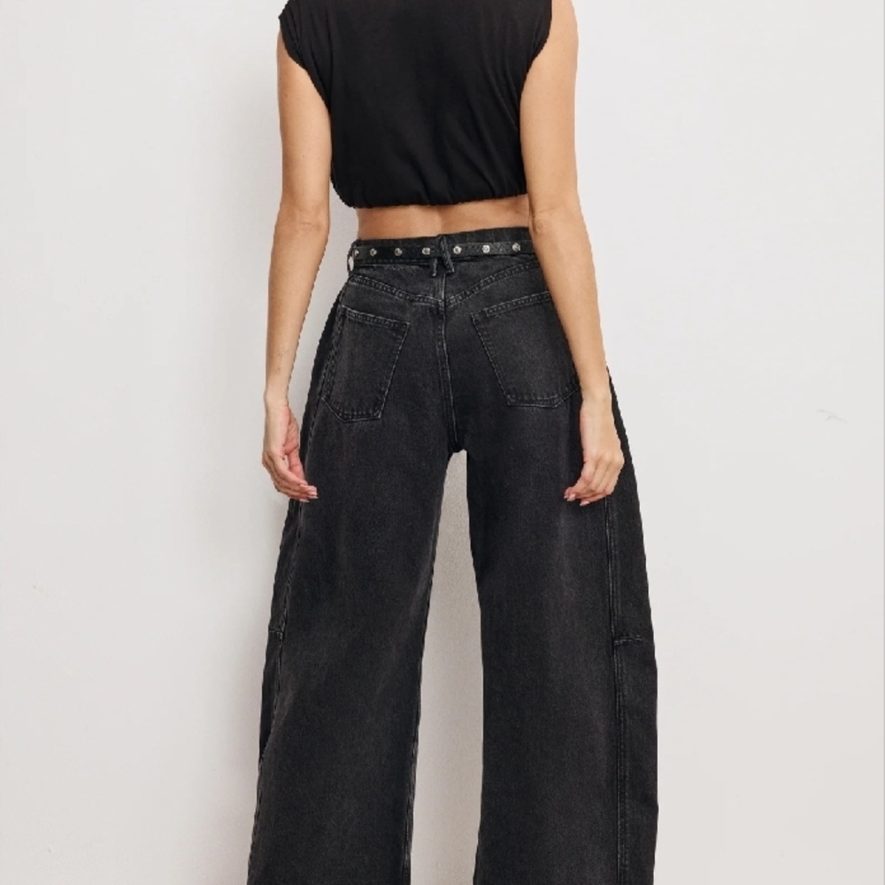 Good American Black NWT Extrene Barrel Jeans . - Picture 2 of 5